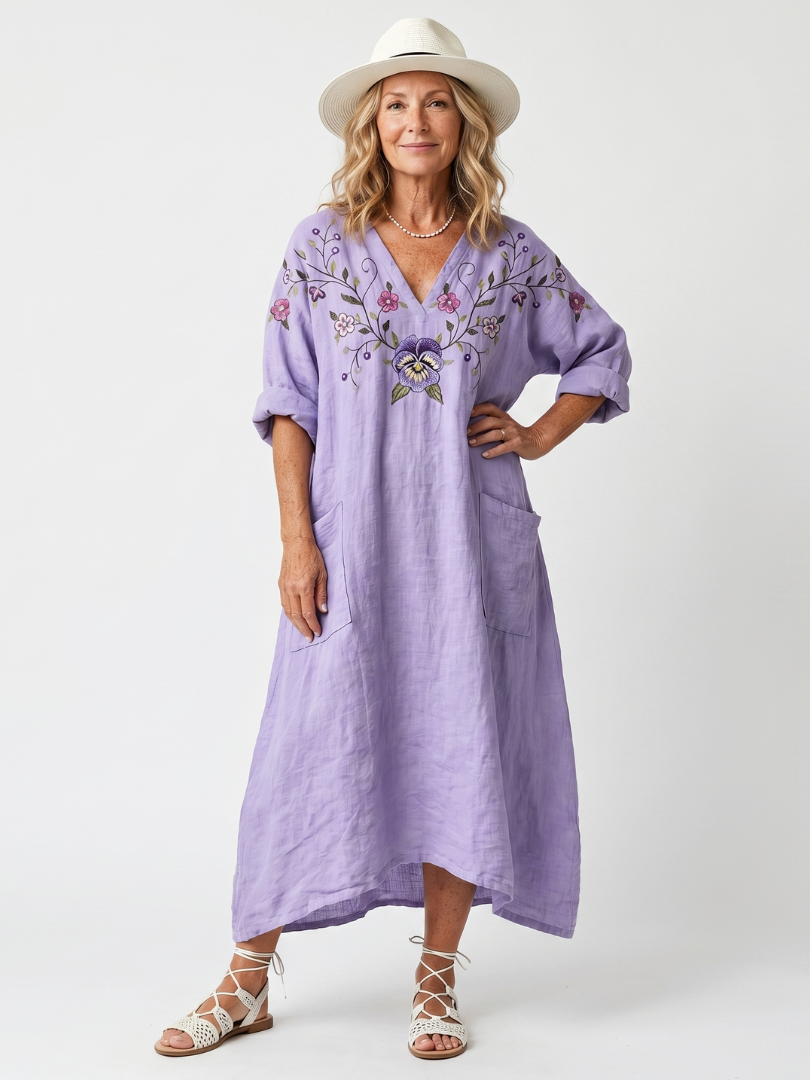 Tavi | Blommönstrad Broderad Oversized Midiklänning