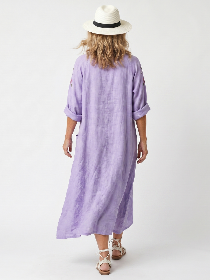 Tavi | Blommönstrad Broderad Oversized Midiklänning