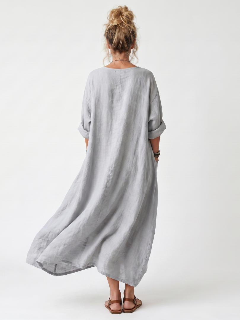 Raina | Broderad Oversized Midiklänning med Fickor